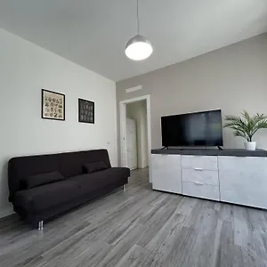 - Immobili E Soluzioni Rent Apartamento